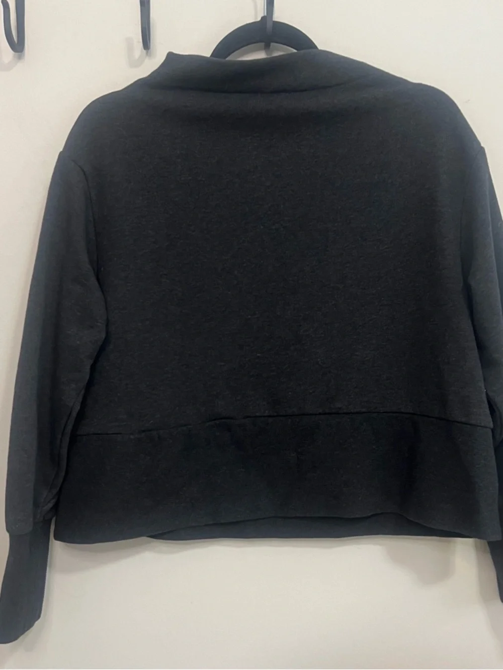 Nike Black Cropped Funnel Neck Hoodie Mock Neck Lounge Athleisure Workout Gym